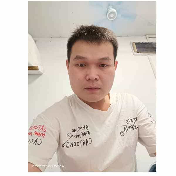 河南34岁单身帅哥真诚找对象-广西征婚相亲网