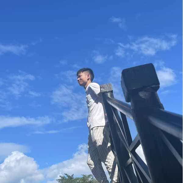 四川25岁单身帅哥真诚找对象-广西征婚相亲网