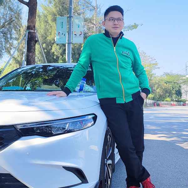湖北30岁单身帅哥真诚找对象-广西征婚相亲网