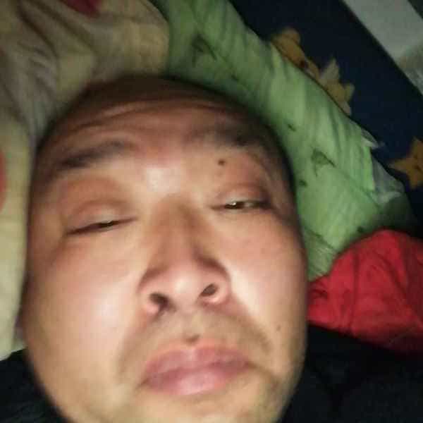 湖北34岁单身帅哥真诚找对象-广西征婚相亲网