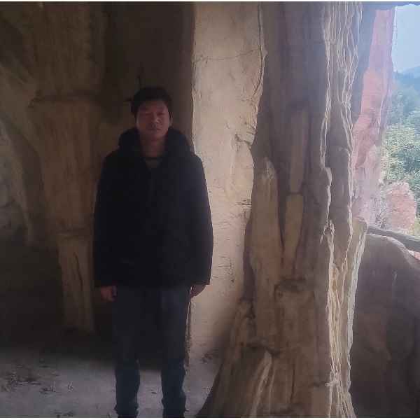 湖北34岁单身帅哥真诚找对象-广西征婚相亲网