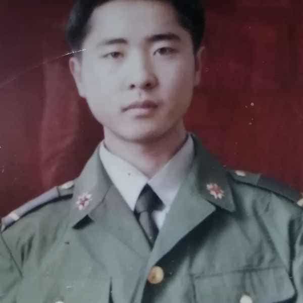 四川41岁单身帅哥真诚找对象-广西征婚相亲网