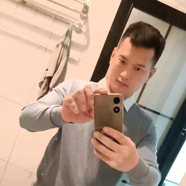 河南31岁单身帅哥真诚找对象-广西征婚相亲网