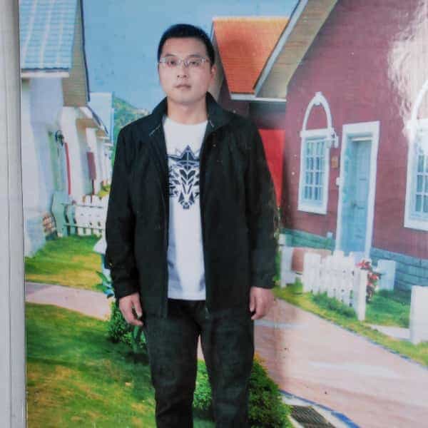 四川35岁单身帅哥真诚找对象-广西征婚相亲网