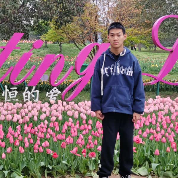 河南18岁单身帅哥真诚找对象-广西征婚相亲网