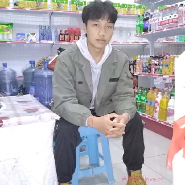 贵州22岁单身帅哥真诚找对象-广西征婚相亲网