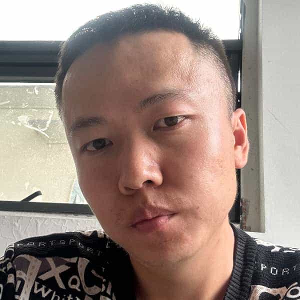 青海32岁单身帅哥真诚找对象-广西征婚相亲网